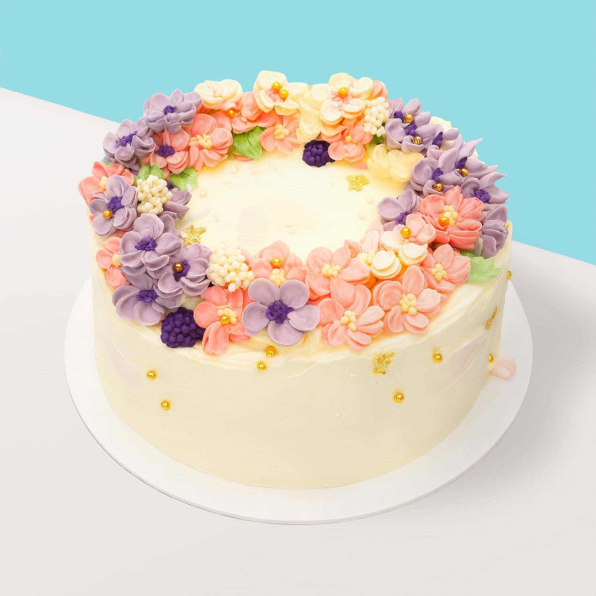 Dreamy Petals Flower Cake