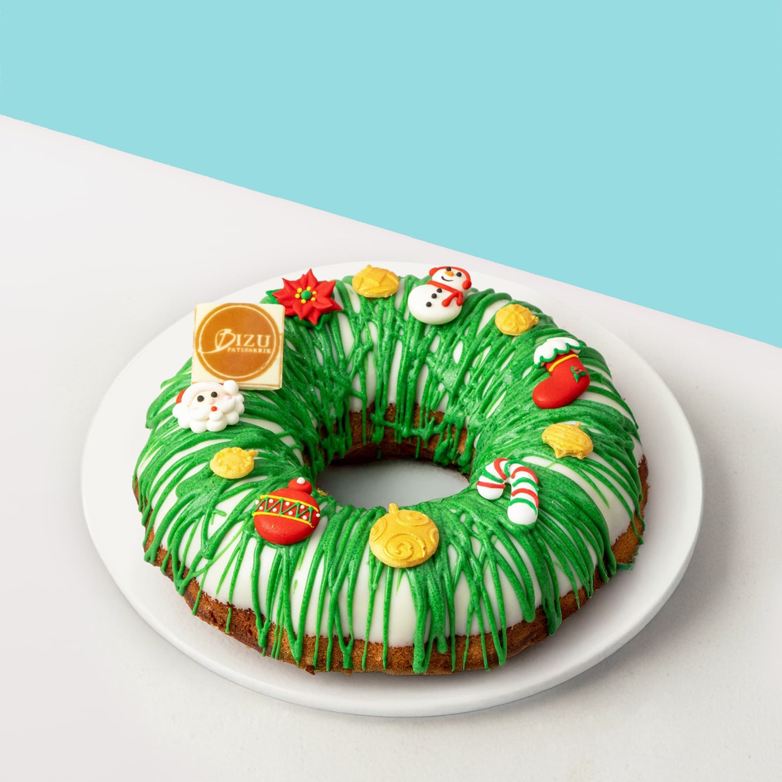 Christmas Wreath Cake