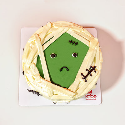 Mummy Madness Cake