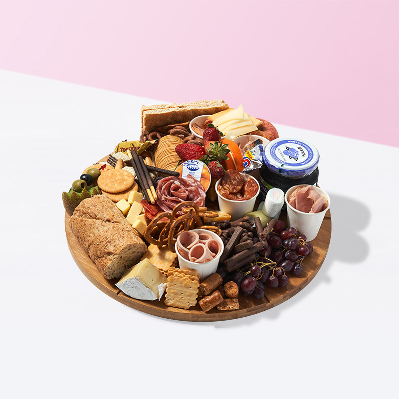 Tres Grande Grazing Box